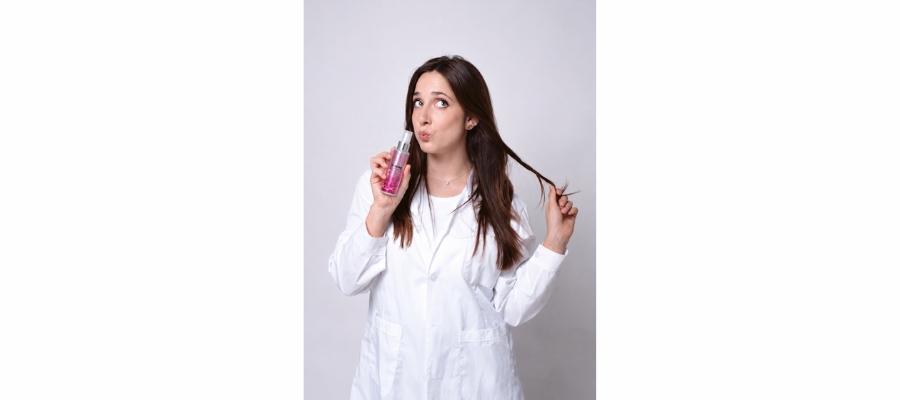 duolarguner-x-kukit-k-shine Andrea Laguna mostrando Kukit serum-K shine