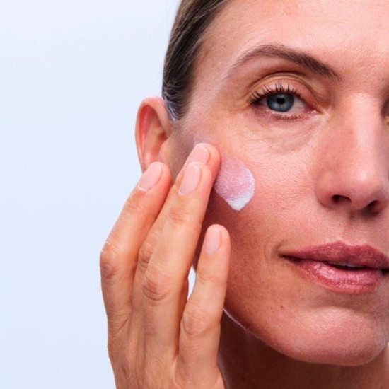 Clarins Protector Solar UV Plus Multiprotección SPF50+ 30ml 2