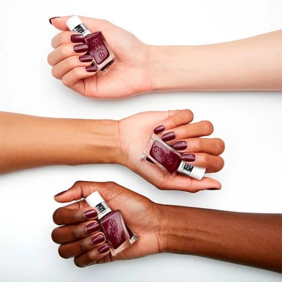 ESSIE Gel Couture New 370 Model Clicks 4