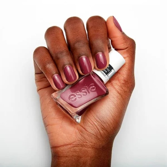 ESSIE Gel Couture New 523 Not What IT Seams 3