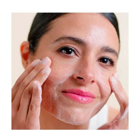 It Cosmetics Confidence In A Cleanser 148ml 4