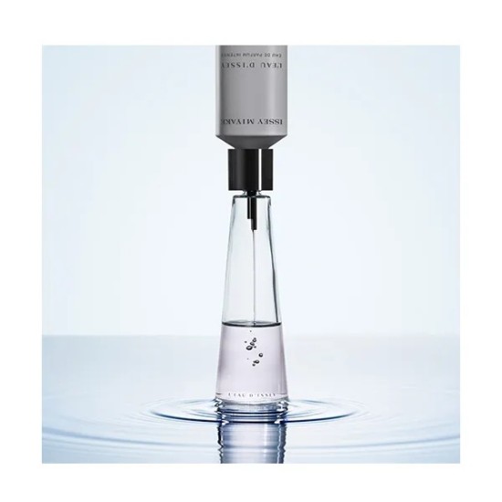 L’Eau d’Issey Eau de Parfum Intense 50ml 5
