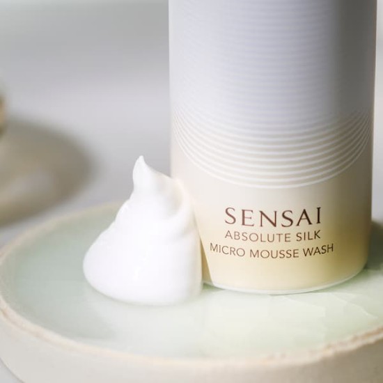 Sensai Absolute Silk Micro Mousse Wash 180ml 3