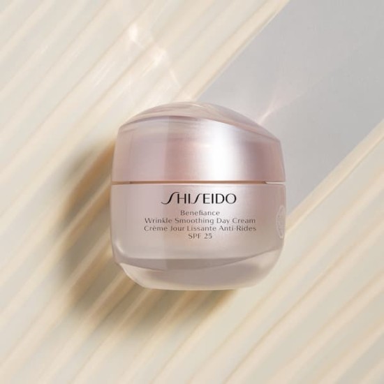 Shiseido Benefiance Wrinkle Smoothing Day Cream Spf25 50Ml 1