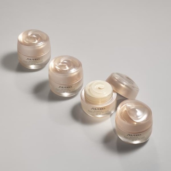 Shiseido Benefiance Wrinkle Smoothing Day Cream Spf25 50Ml 3