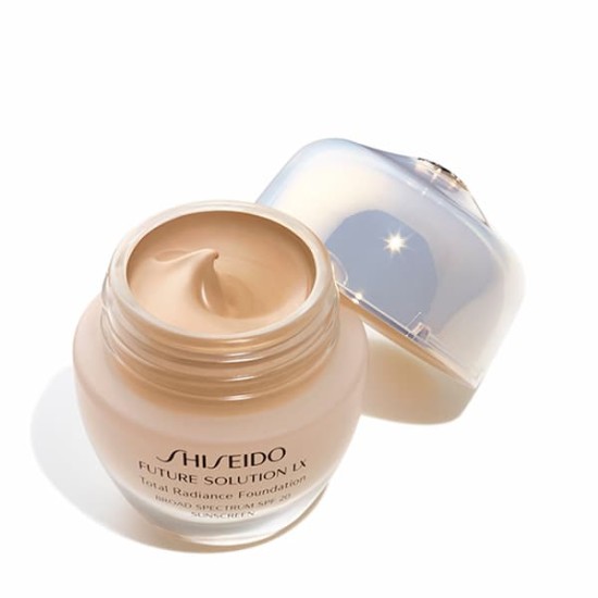 Shiseido Future Solution Lx Total Radiance N4 1