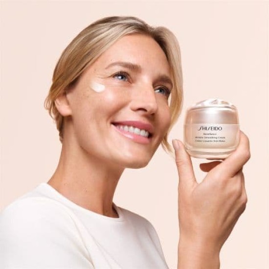 Shiseido Lote Benefiance Wrinkle Smoothing Day Cream 50Ml 2