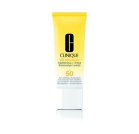 Clinique UV Solutions Protector Solar Iluminador SPF50 Medium Deep - Clinique UV Solutions Protector Solar Iluminador SPF50 Medium Deep