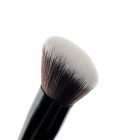 Brushworks N7 Angled Blush Brush 2