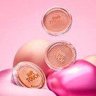 Essence Iluminador Touch Bouncy Glow 20 2
