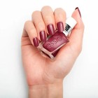 ESSIE Gel Couture New 523 Not What IT Seams 2