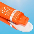 Lancaster Sun Beauty Sensitive Skin Mineral Face SPF50 3