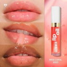 Revlon Super Lustrous Glimmer Lip Oil 002 Miss Coral 3