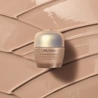 Shiseido Future Solution Lx Total Radiance N4 3