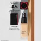 Shiseido Synchro Skin Self-Refres Foundation 320 Pine 4